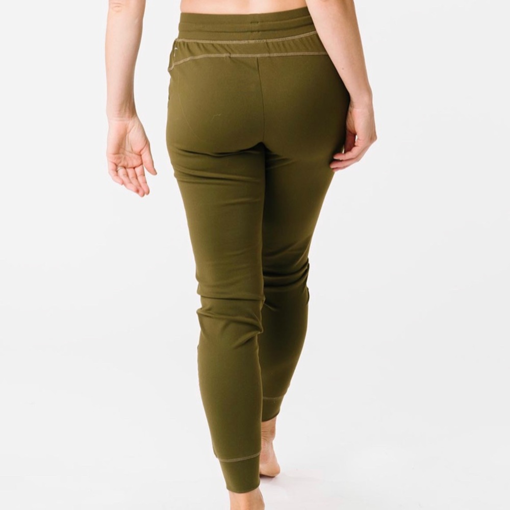 Zyia olive unwind jogger - Picture 3 of 5